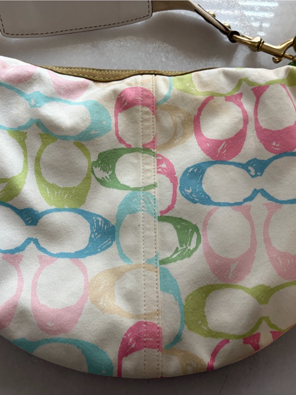 Vintage Coach Multicolor Signature Circle Print Hobo Bag - Pastel colors - Picture 6 of 13